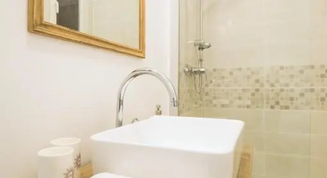 Eden Center Home, Забронировать Отель Отели Дьёр с парковкой, рядом с Győr Town Hall, Парковка