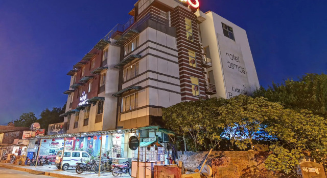 OYO Townhouse 415 Hotel Cosmos, Забронировать Отель Отели Лакхнау 3 звезды, 3*