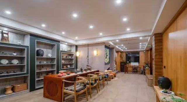 Guilai Xiaoyuan River View Hotel, Buchen Sie Hotel Hotels in Yunnan mit Parkplatz, Parkplätze