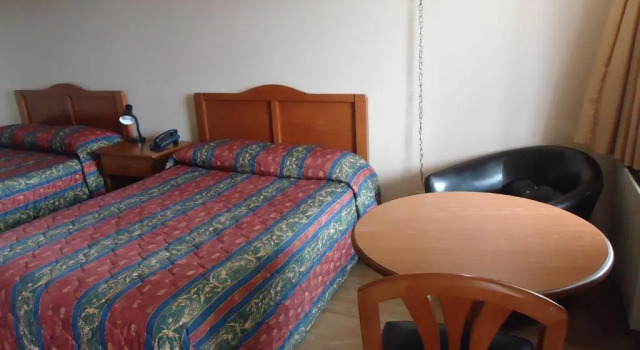 Четырёхместный номер Standard Hôtel-Motel Normandin Alma - Lac St-Jean