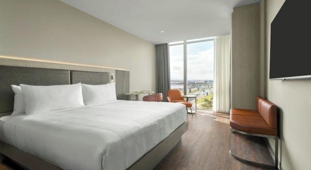 Номер Executive Courtyard by Marriott Quito Airport