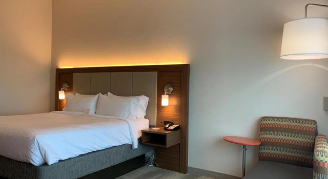 Номер Standard Holiday Inn Express & Suites Danville by IHG