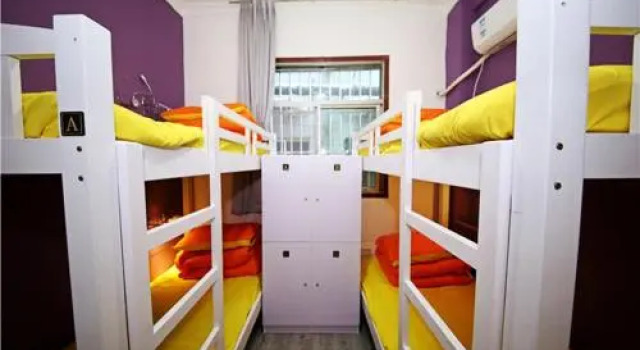 The Silk Road in Changan Youth Space, Boek Hotel Hotels in Shaanxi met parkeren, Parkeren