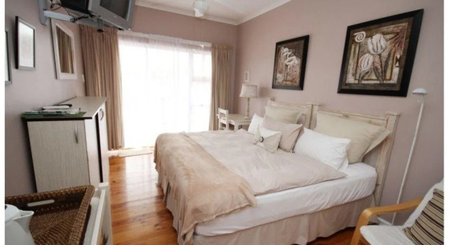 Bramlyn Bed & Breakfast, Забронировать Отель Отели Ист-Лондона с парковкой, Парковка
