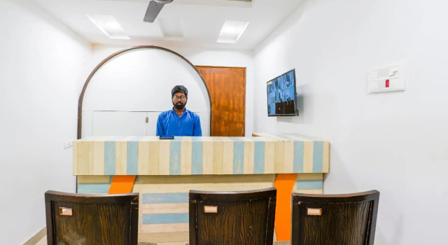 Sa Thirumala Residency by OYO Rooms, Rezerwuj Hotel Hajdarabad 