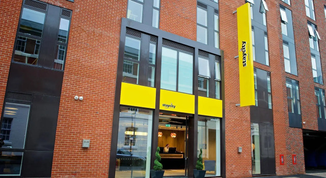 Staycity Aparthotels Birmingham City Centre, Забронировать Апарт-отель Бирмингем Уэст-Мидлендс, рядом с Royal Birmingham Society of Artists