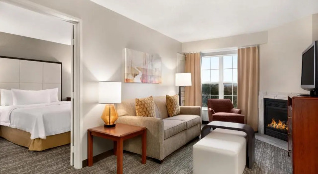 Двухместный люкс с 2 комнатами Homewood Suites by Hilton Columbus-Dublin