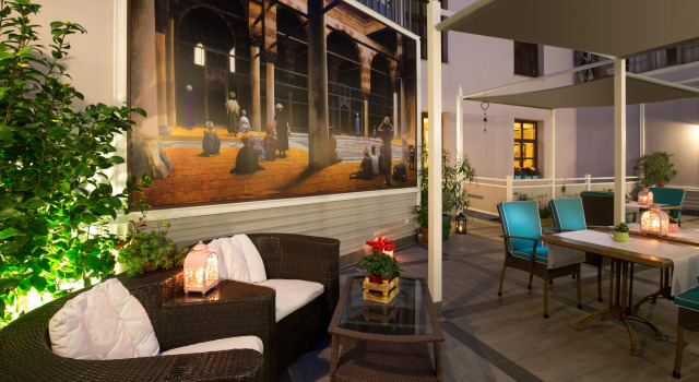 Lalahan Hotel