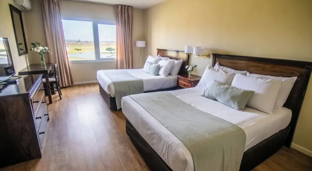 Четырёхместный семейный номер Standard Wyndham Garden Campana