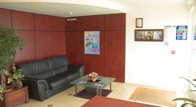 Appart'City Versaill Louveciennes, Book Hotel Versailles 