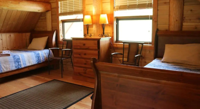 Bear Valley Highlands, Book Hotel Hoteller i Cherryville med parkering, Parkering