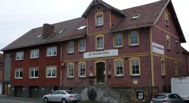 Zur Hessischen Schweiz, Забронировать Отель Отели земли Гессена 3 звезды, 3*