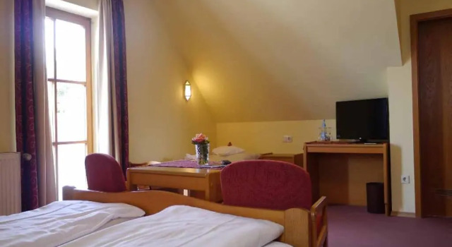 Трёхместный номер Standard Hotel Gasthof Sporrer