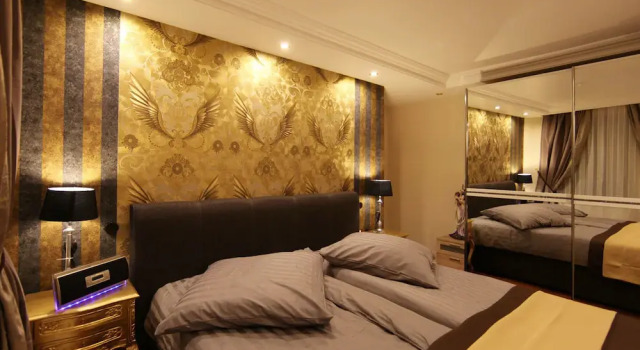 Golden Apartments