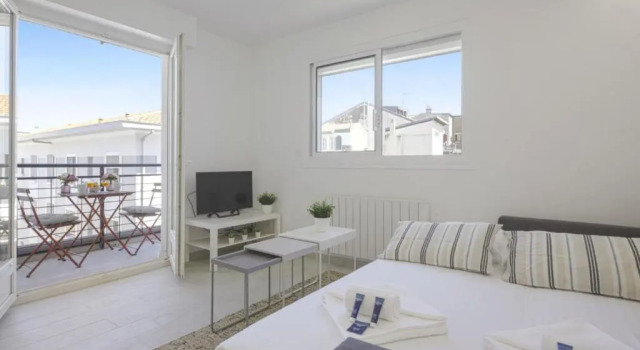Апартаменты Homey 1-bedroom w balcony close to the beaches of Biarritz Welkeys