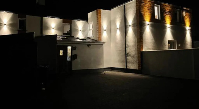 #4 TGHA Luxury One Bedroom Apartment in Athlone, 预订 公寓 阿斯隆 Lough Ree
