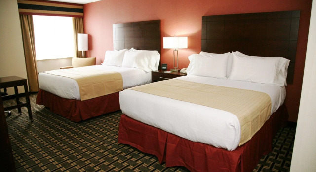 Номер Standard Holiday Inn New London by IHG