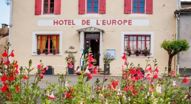 Hôtel & Gastronomie - La Table de lEurope, 预订 酒店 维勒雷阿勒 Lot-et-Garonne