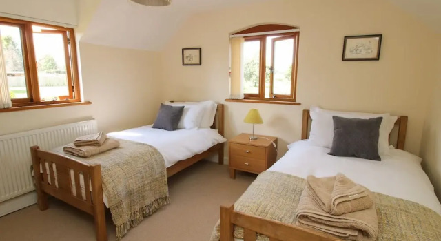 Ellenhall Farm Cottage, Забронировать Фермерский дом Фермерские дома Англии, Фермерский дом
