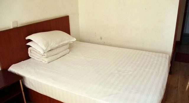 Yantai Fuhai Express Hotel, Забронировать Отель Жифу Яньтай