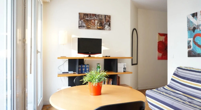Grenelle - Studio - Paris 7, Забронировать Отель Париж Иль-де-Франс, рядом с Maison de Balzac