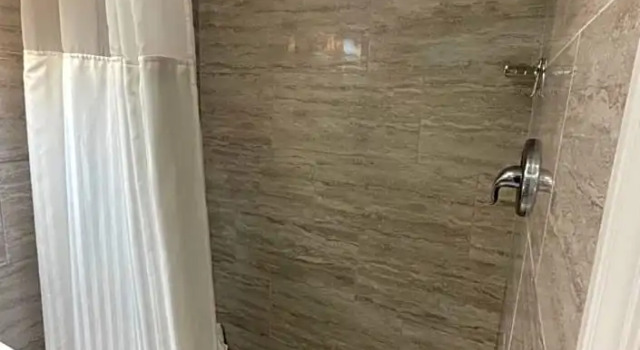 Двухместный номер Standard с видом на бассейн Aquastar Inn