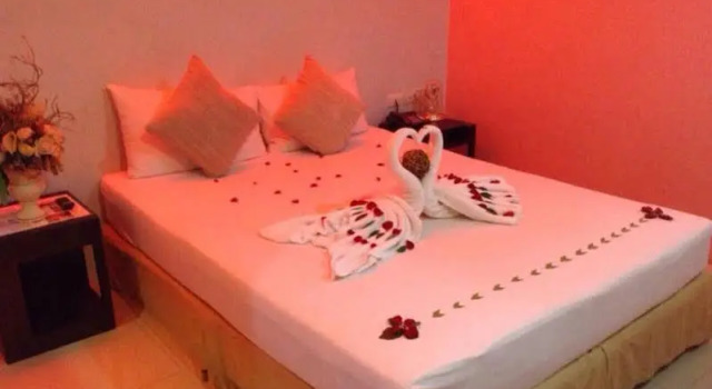 Lovely House, Забронировать Отель Катху остров Пхукет