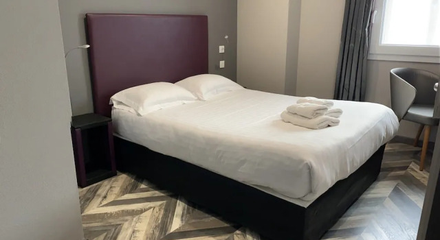 La Source, Rezervați Hotel Porcieu-Amblagnieu 