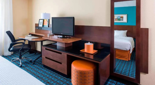 Студия Fairfield Inn & Suites Mansfield Ontario