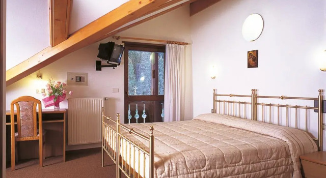 Appartamenti Solaria, Забронировать Отель Отели в центре Маццин, в центре