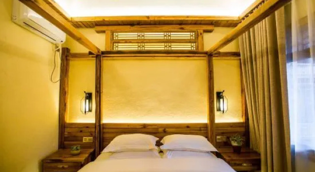 Люкс Deluxe Sansheng Garden Inn (Puzhehei Xianrendong Shop)