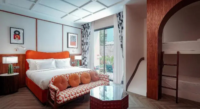 Семейный номер Standard с балконом и с видом на бассейн Sugar Marina Hotel -POP- Kata Beach