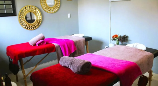 Bikos Villa, Book Villa Villaer i West Rand, Villa