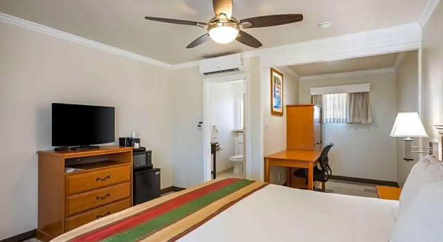 Номер Deluxe Rodeway Inn at Morro Bay