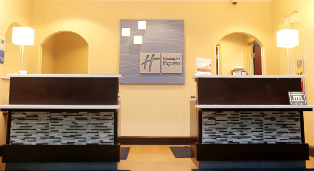 Holiday Inn Express & Suites Southport - Oak Island Area by IHG, Забронировать Апартаменты/квартира Остров Оук Северная Каролина