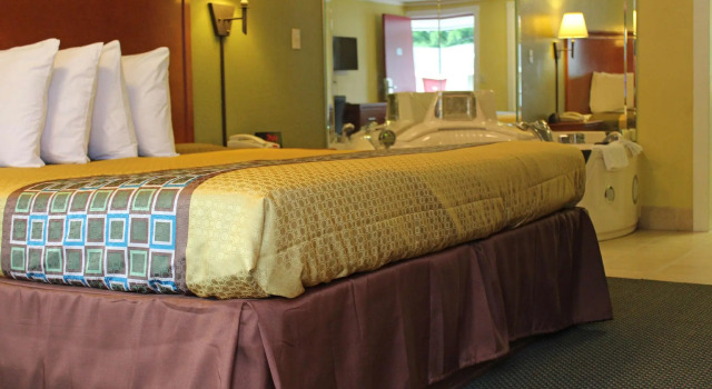 Люкс Americas Best Value Inn Conyers