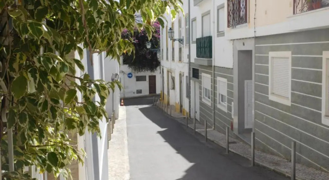 Dinas Guesthouse, Rezerwuj Hotel Lagos Albufeira