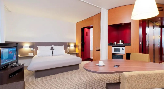 Трёхместный люкс Novotel Suites Lille Europe