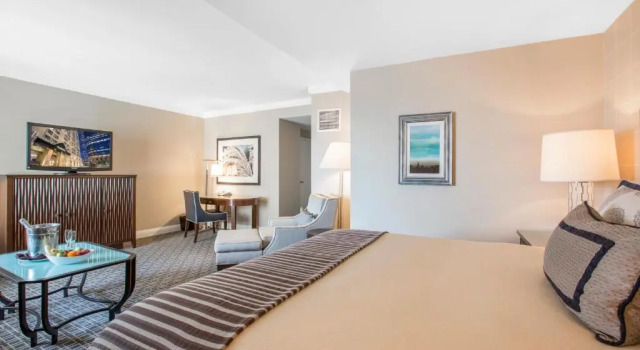 Двухместный клубный номер Standard Omni Los Angeles Hotel