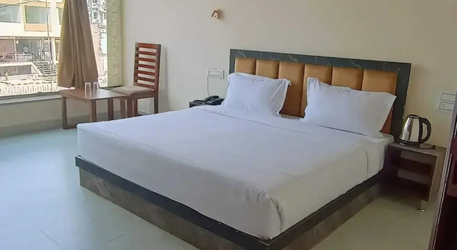 Sunroof Hotel & Rooftop Kitchen, Забронировать Отель Отели штата Раджастхана 3 звезды, 3*