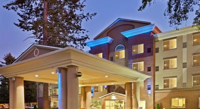 Одноместный люкс Holiday Inn Express & Suites Lacey - Olympia by IHG