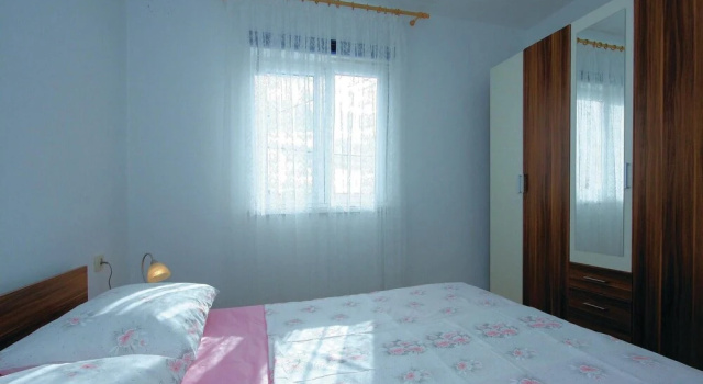 Nice Apartment in Jadranovo With 2 Bedrooms and Wifi, Забронировать Апартаменты/квартира Ядраново Приморско-Горанская жупания