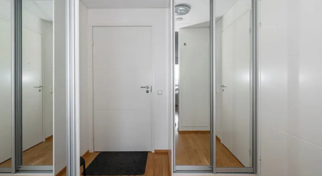 Lake View 7th Floor Studio next to Downtown, Забронировать Апартаменты/квартира Отели Тампере с парковкой, рядом с Plevna Movie Theater Complex, Парковка