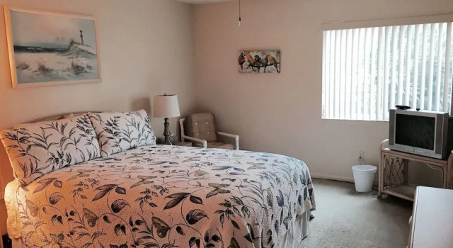 Sea Woods 2bdrm Condo 153, Забронировать Апартаменты/квартира Нью-Смирна-Бич Daytona Beach Area, рядом с Парк 27 Авеню