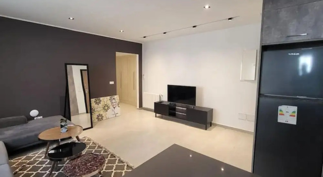 Апартаменты Sunset 303 Brand new apt With gym in Lac 1