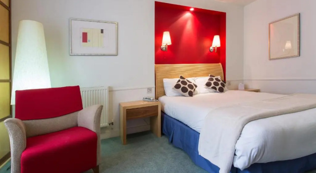 Двухместный номер Standard Britannia Leeds Bradford Airport