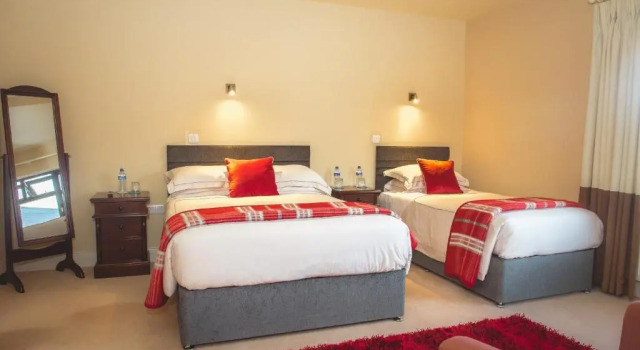 Kayden House, Book Hotel Hotels in Kerry with Parking, Parking