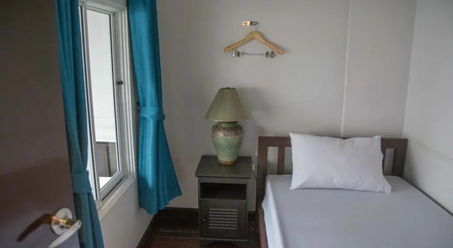 The Traveller Hostel - Adults Only