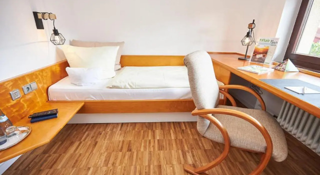 Одноместный номер Standard ERCK- Hotel & Gastronomie