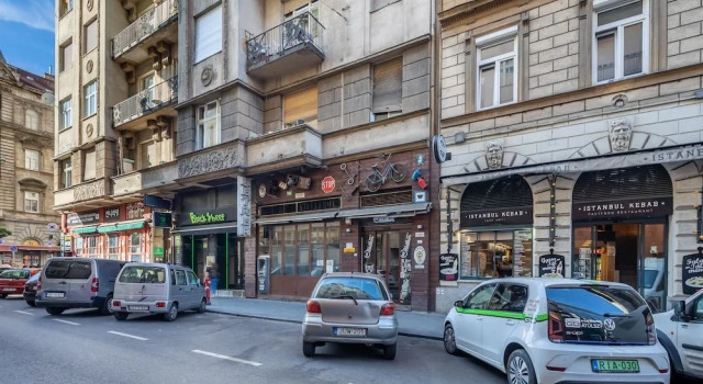 Huge Apartment in the city center
